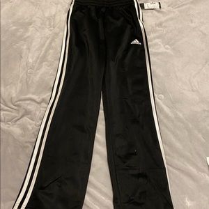 black adidas sweats